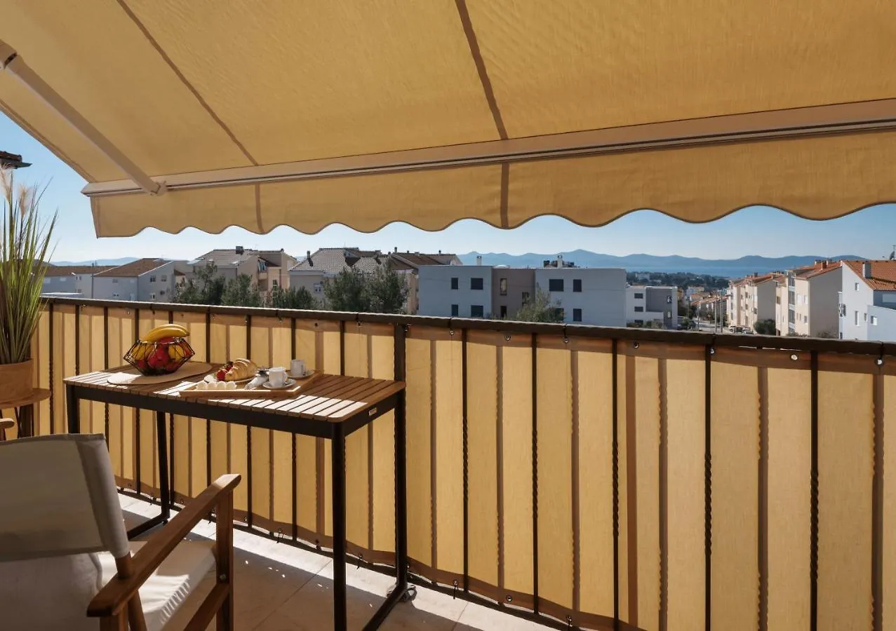 Apartment La Prima Olivia Zadar