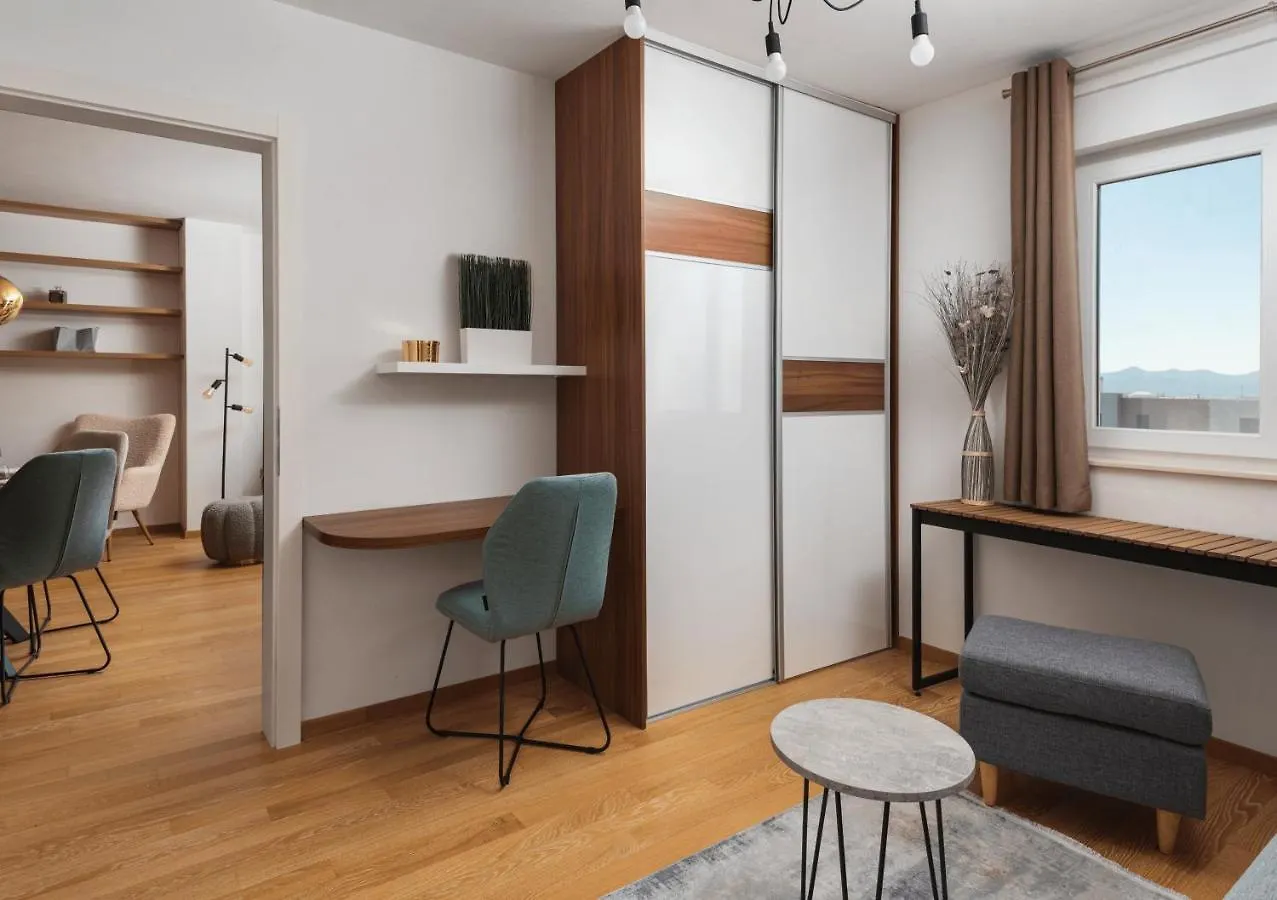 Apartment La Prima Olivia Zadar